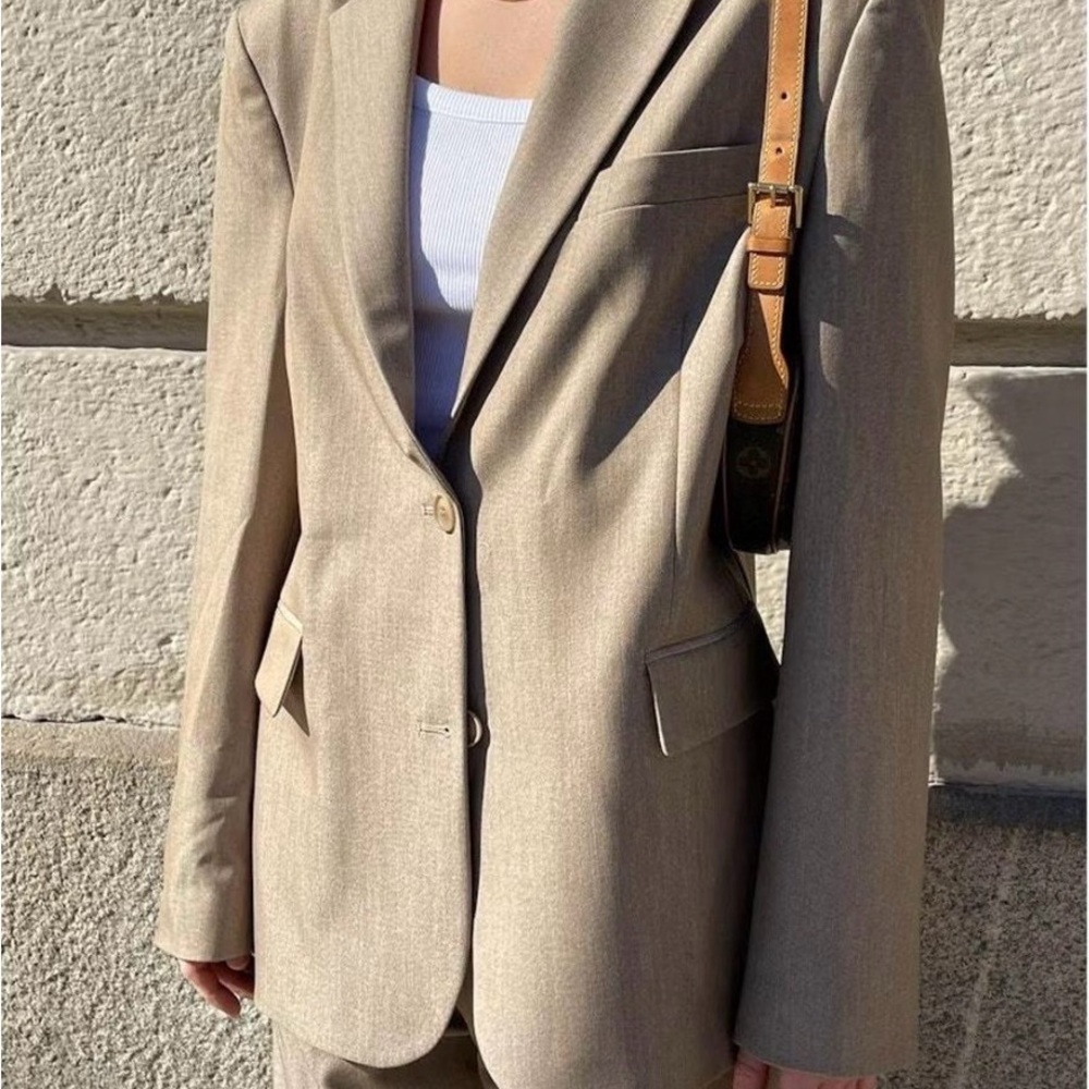 Djerf Avenue Forever Blazer in Oat. Like New- Worn 3 Times